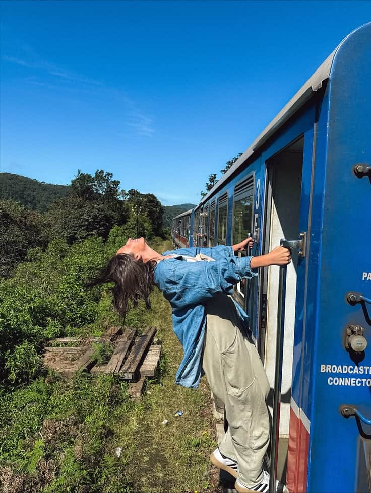 Scenic Nanu Oya to Ella Train Journey